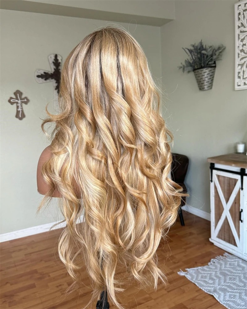 Light Honey Blonde Highlights Ombre Blonde Wig Body Wave Human Hair Wigs with Bangs Glueless Lace Wigs 13x4 Transparent Lace Front Wig For Women