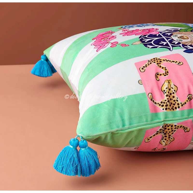 Luxurious GUVINCI Staffordshire Dogs With Chinoiserie Ginger Jar Pattern Decorative Cushion Cover Whimsical Animals Art Pillowcase Fringed Y251109