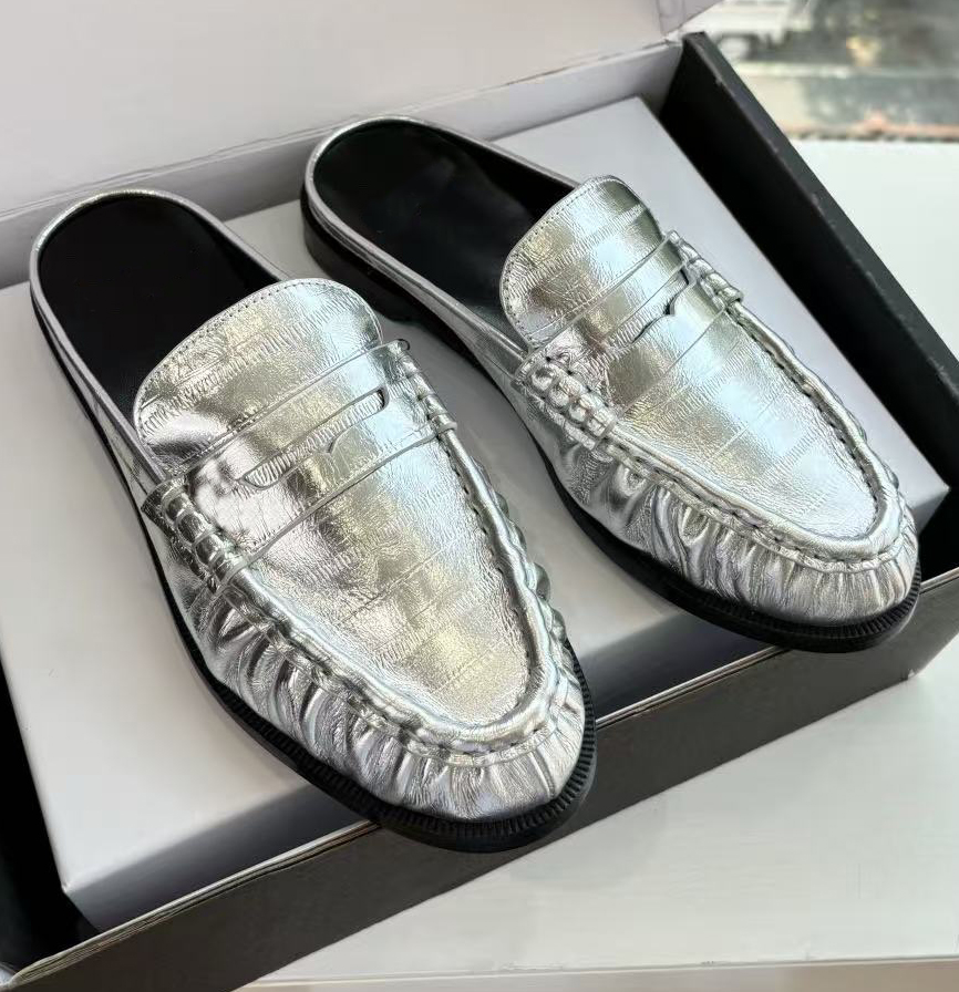 Designer sandals women slippers leather shoes casual shoes outdoor classic fashion