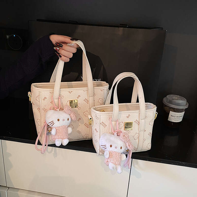 Girl Handheld Cute Basket 2025 New Cartoon Print Bear Shoulder High-End Crossbody Bag