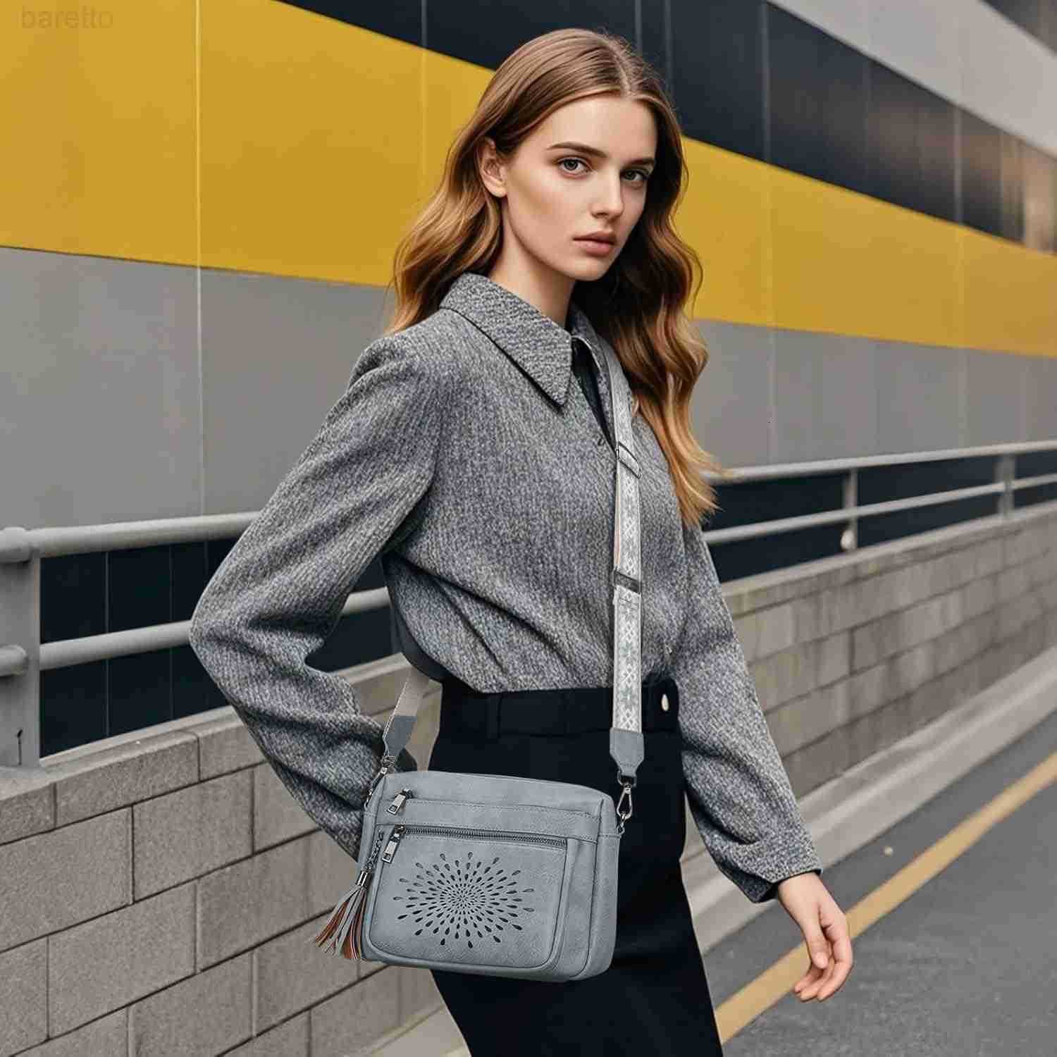 Crossbody Bags for Women Trendy Leather Crossbody Purses Shoulder Handbags with Adjustable Guitar Strap Z250909