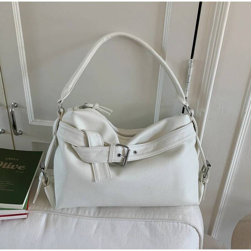 Large Capacity Soft Leather Handbag Fashionable Waistband Buckle Retro Spicy Girl Women's Shoulder Bag design Autumn New Designer Women's Cr