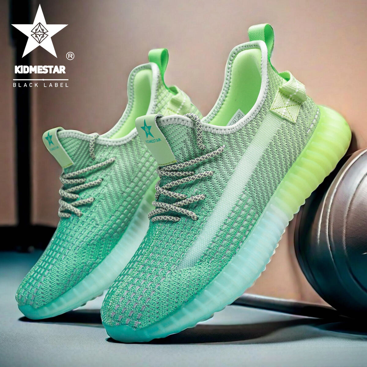 KIDMESTAR Casual Training Shoes Men's Designer Running Shoes Niche Lightweight Anti-slip Thick-soled Height Increasing Student Shoes Outdoor Sports Board Shoes