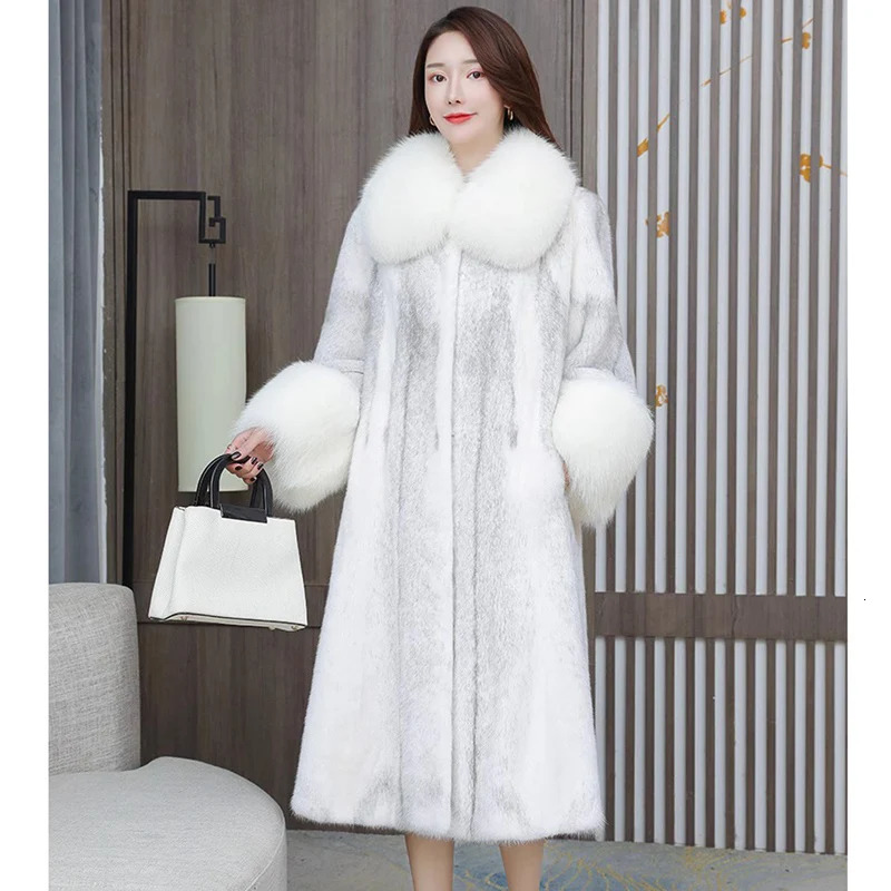 Womens mink coat Long fur coat casual winter warm fox fur large fur collar 250908