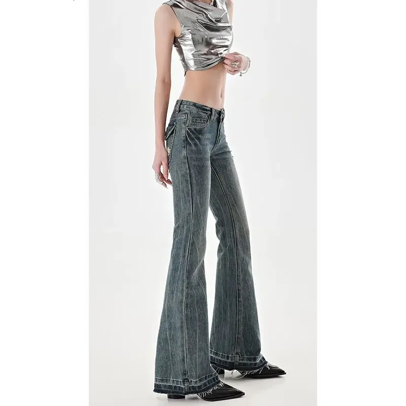 American High Street Spicy Girls Low Waist Jeans Women Autumn Vintage Y2k Design Sense Slim Fit Straight Tube Micro Flare Pants 250908
