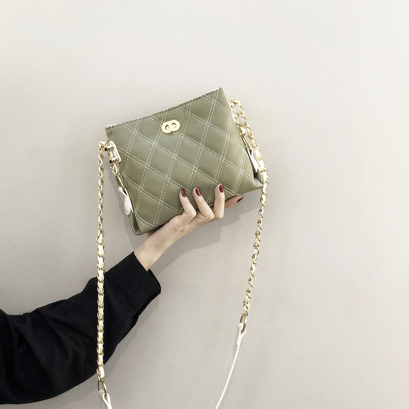 Luxury Bag 2025 New Women's Quilted Chain Crossbody Bucket Bag Fashion Versatile Free Shipping