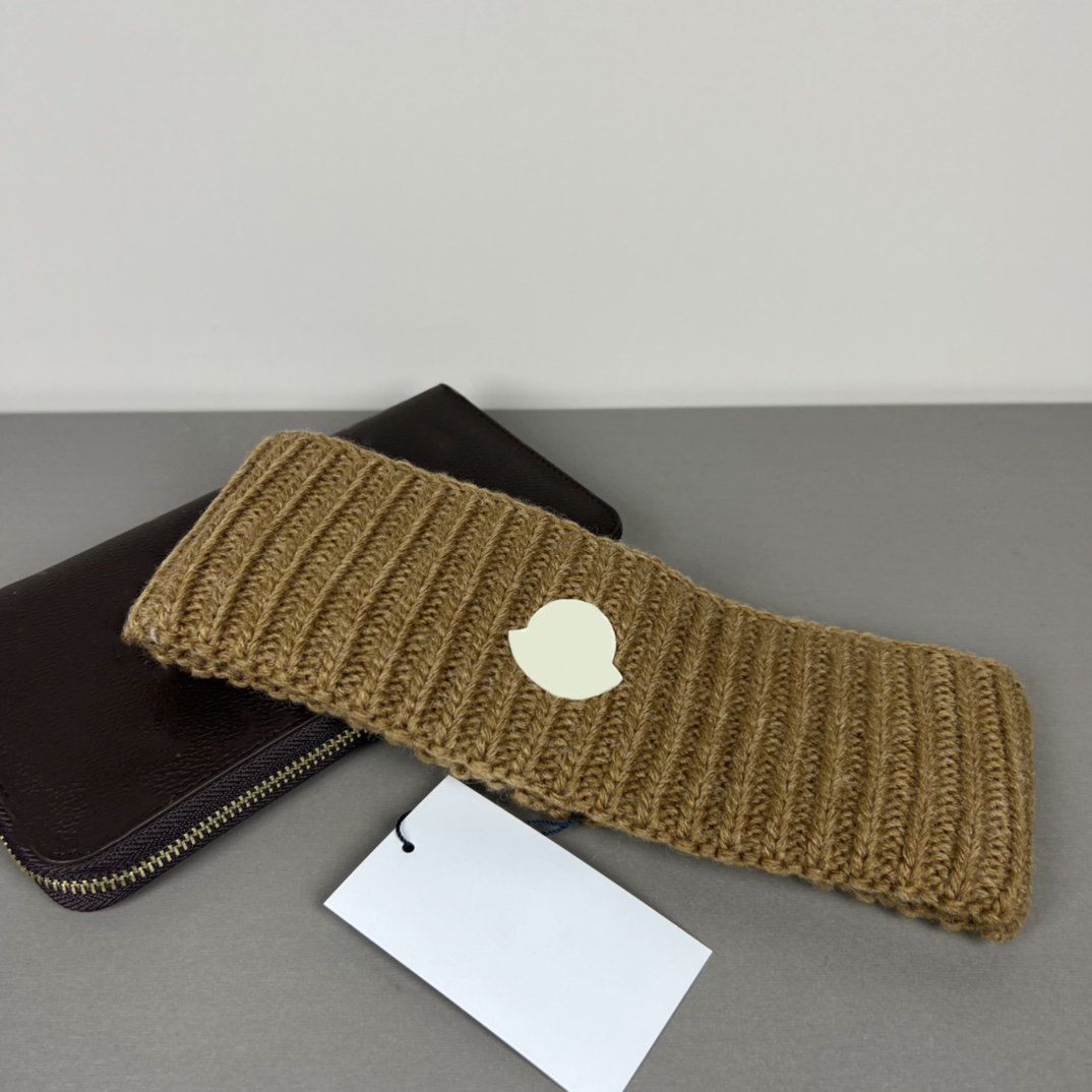 2025 New Headband Designer Headbands Knitted Wool Fabric Sport Headband For hair clip Women Men Fiess Shape Fashionable Outfit Hairjewelry