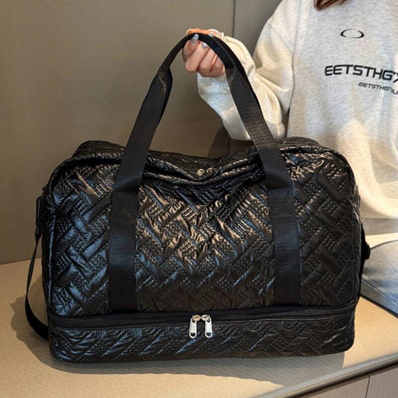 2025 new collection Shining Lightweight Luggage Large Capacity Travel Luggage Fitness Bag Autumn New Designer Handbag Shoulder Bag Sports Bag Women�
