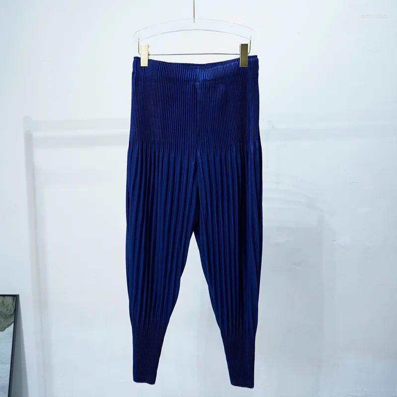 Men's Pants Miyake Pleated Lantern 2025 Fall Loose Harlan Small Leg Trousers Seven High-end Casual