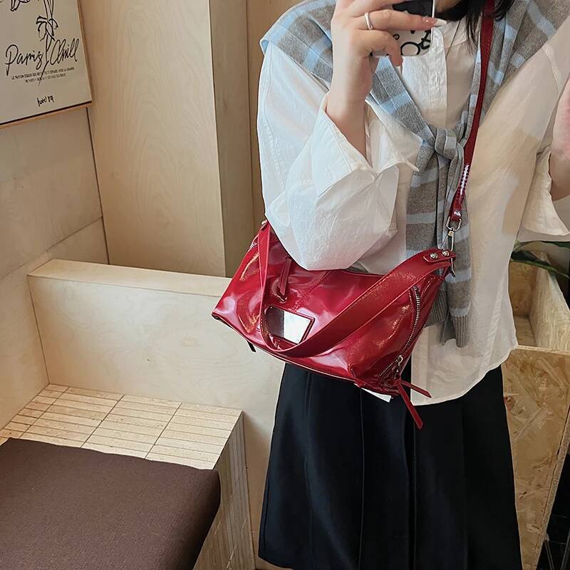Handbag Large Capacity Solid Color Spicy Girl Women's Crossbody Bag New Fashion Women's design Shoulder Bag 2025 Autumn New Designer Bag