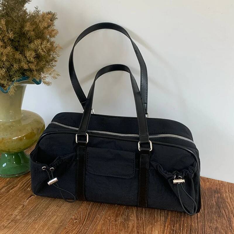design Nylon Armpit Bag Large Capacity Sports Bag Fashionable Handbag Solid Color Women's Shoulder Bag Autumn New Style Minimalist Designer Bag