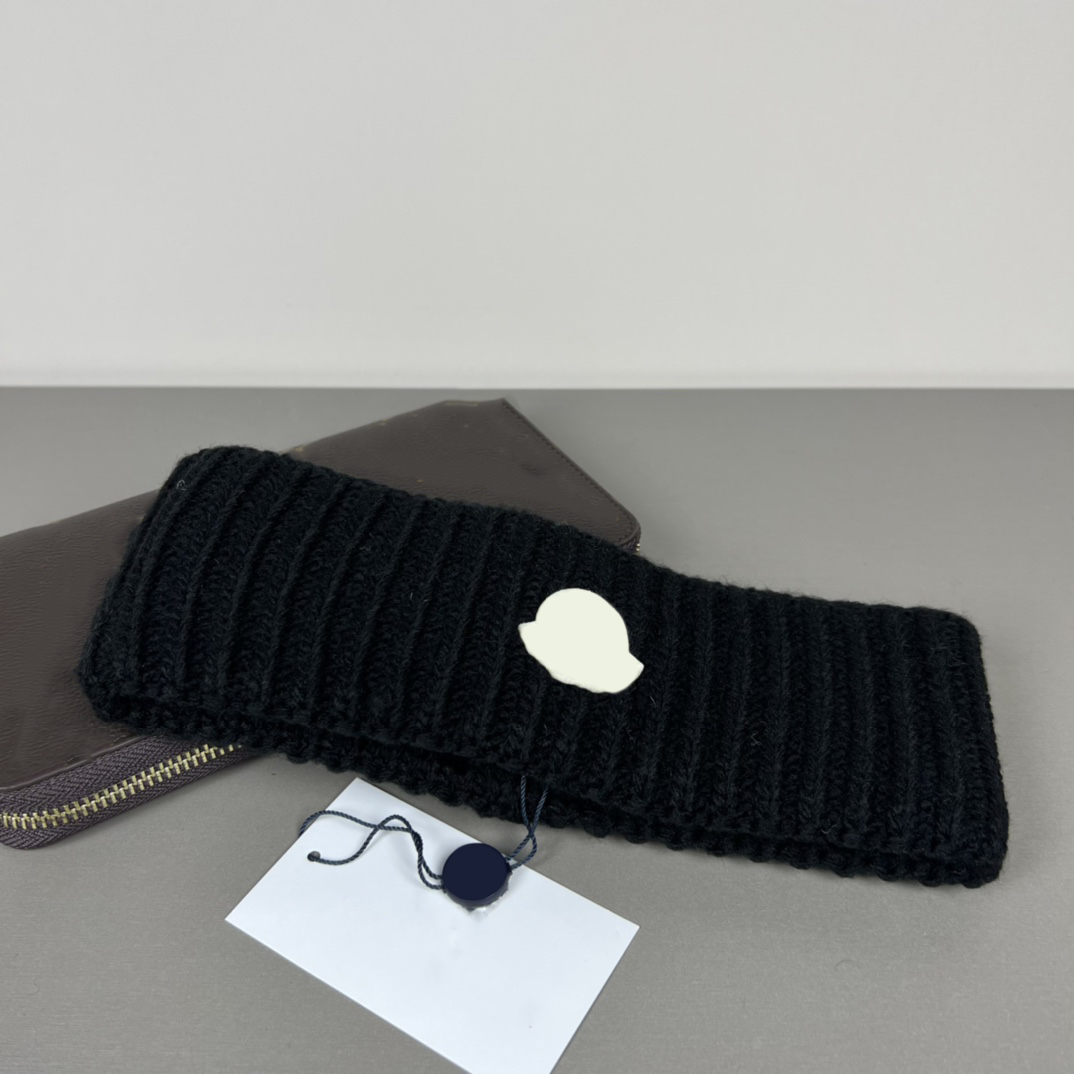 2025 New Headband Designer Headbands Knitted Wool Fabric Sport Headband For hair clip Women Men Fiess Shape Fashionable Outfit Hairjewelry