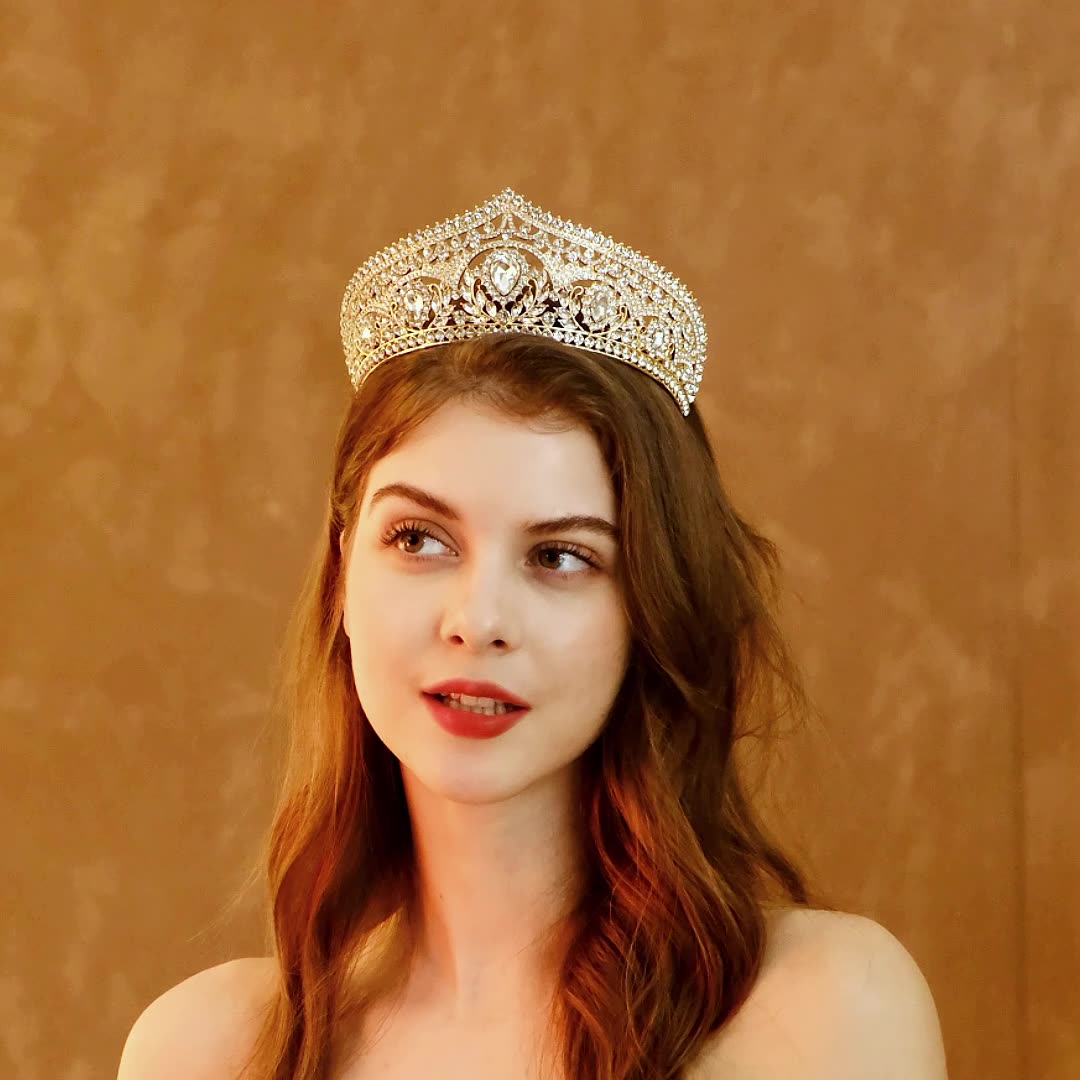 Exquisitely Luxurious High Craft Bridal Tiara Adorned with Glistening Red Crystals Stunning Ethnic Style Wedding Crown with Full Diamond Sparkle