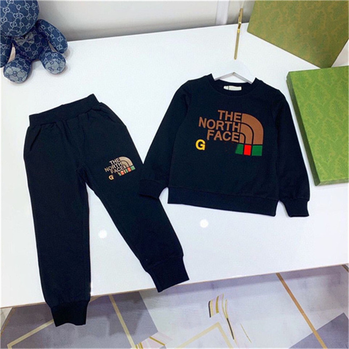 Baby Designer clothing High quality men's and women's universal brand clothing set preppy two-piece children's casual sportswear size 90-160cm a012