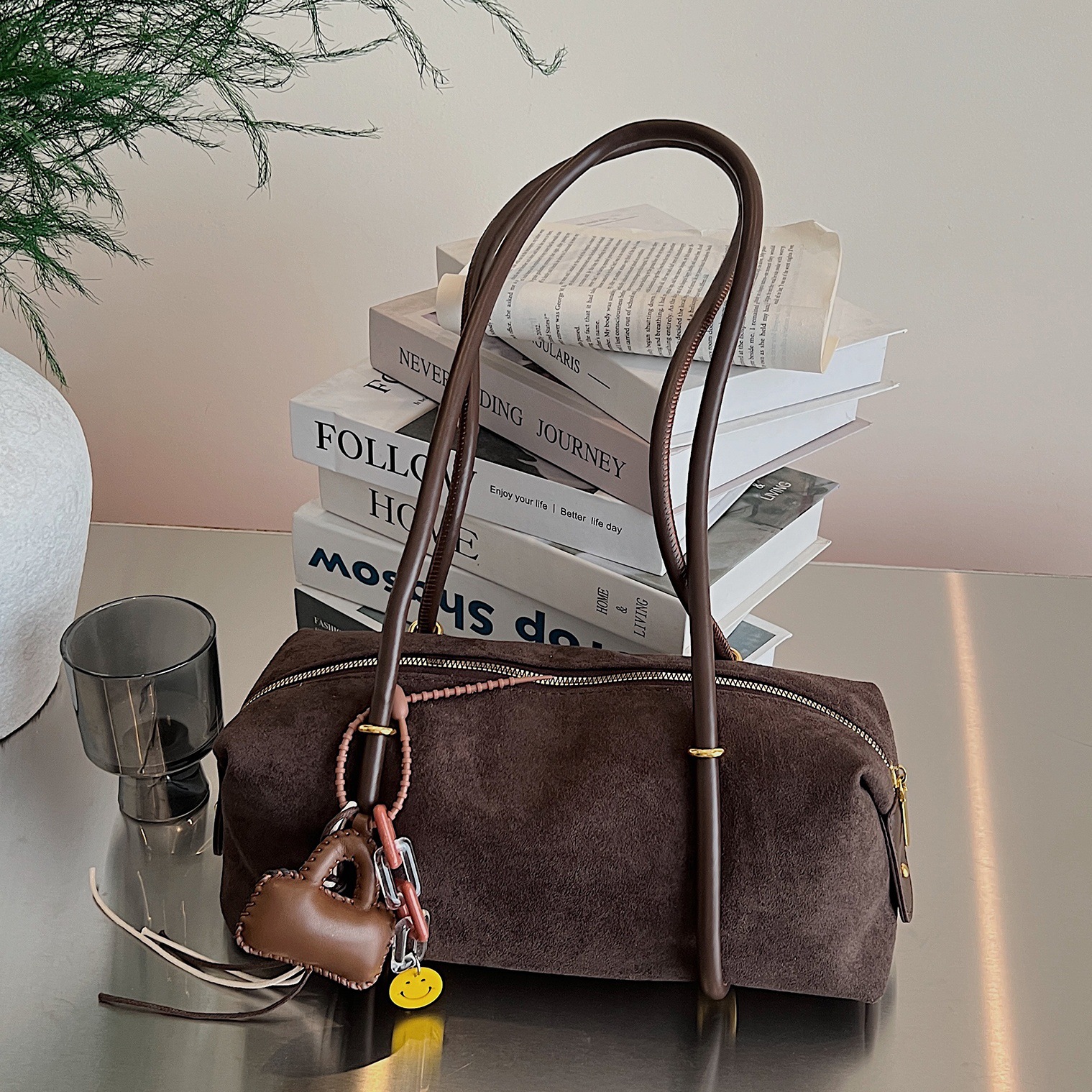 designer bag free shipping 2025 new bowling bag niche large capacity pillow bag versatile fashion handbag single shoulder crossbody bag