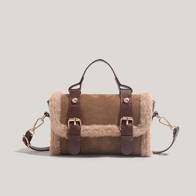 French Elegant Style Fashionable Handbag Women's Shoulder Bag New design Fashion Plush Small Square Bag Autumn New Designer Bag