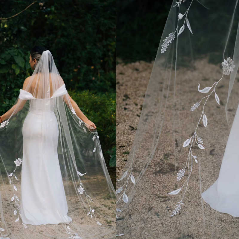 Elegant Appliques Wedding Veils Embroidery Long Length Bride Hoodie Customized Wedding Accessories Wraps
