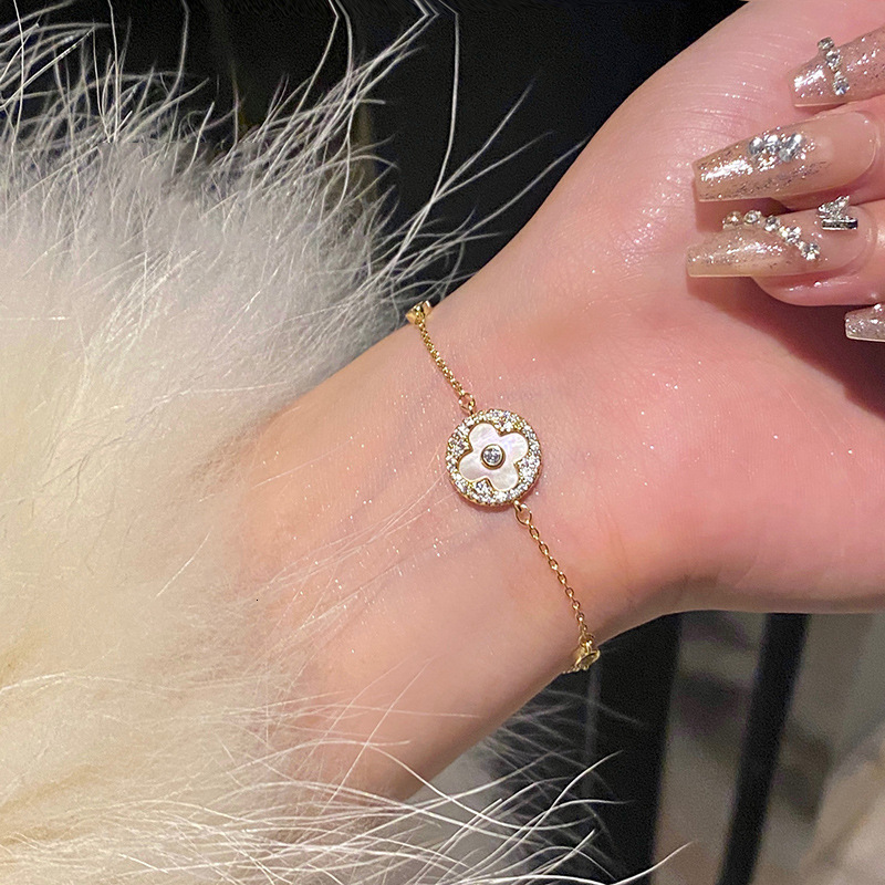 Light Zircon Round Mother-of-Pearl Korean Internet Celebrity Same Style Niche Bracelet Fashion Versatile Elegant Jewelry - view 7