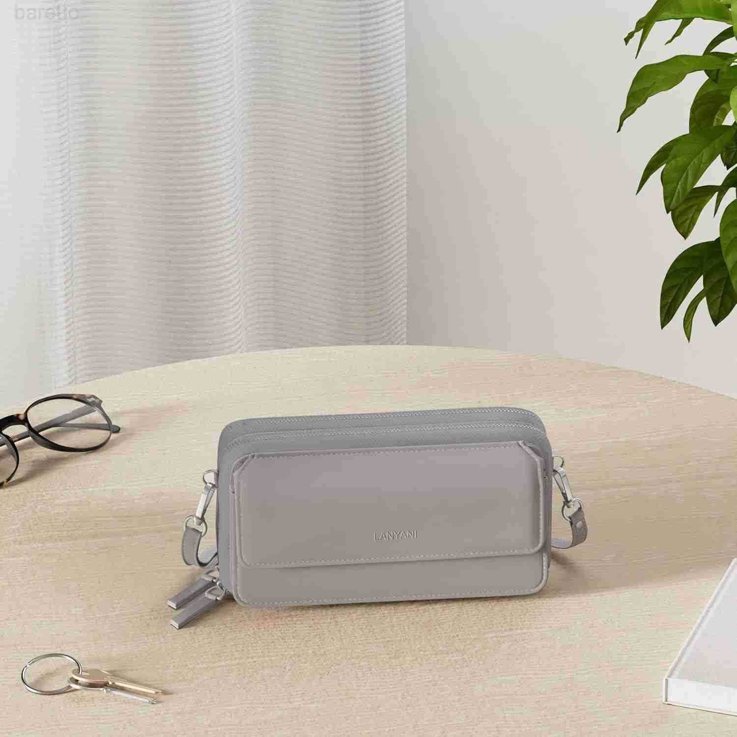 Crossbody Wallet Wristlet Purse with Phone Pocket For Women Vegan Leather Z250909