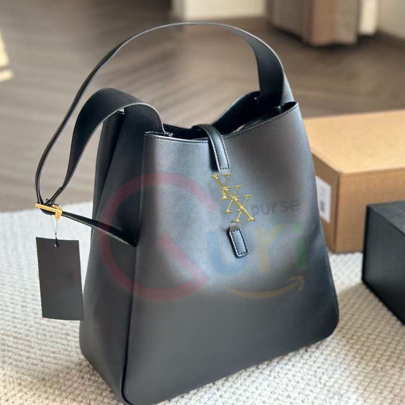 Bucket bag, large capacity, armpit, high-end fashion, women's bag, versatile for commuting