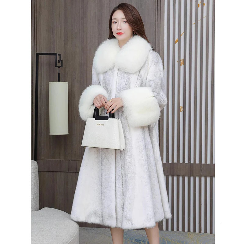 Womens mink coat Long fur coat casual winter warm fox fur large fur collar 250908