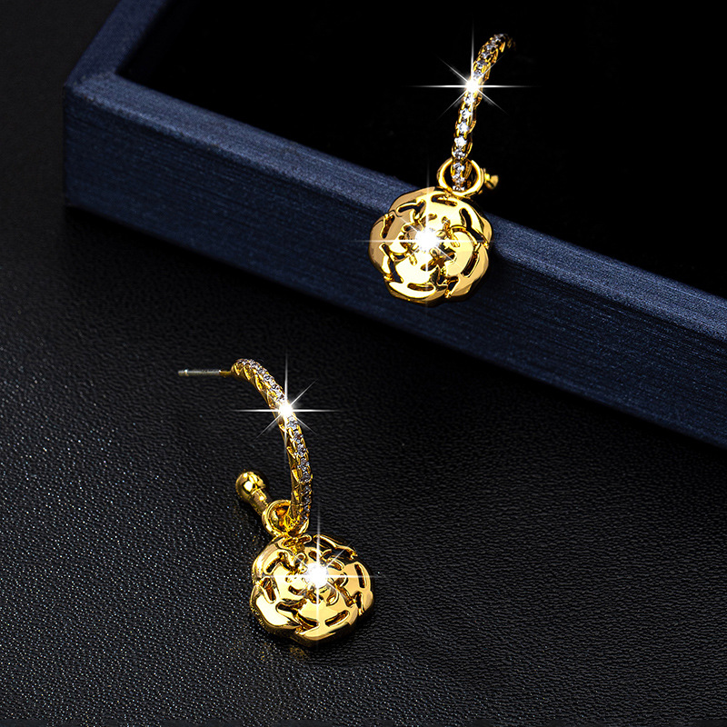 High-end Personality Design Rose Camellia Flower Dangle Earrings for Women Camellia Charm Geometric Designer Jewelry Drop Shop Whoelsales