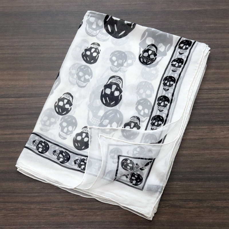 Wind silk scarves classic multicolor skull large square scarves silk mulberry silk scarves silk scarves L250904 1QG4Z
