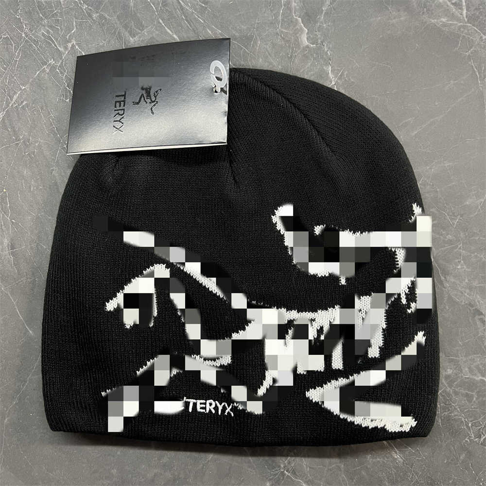 2025 Autumn Winter New Bird Home Hat Versatile Cold Hat Knitted Hat Embroidered Warm Bird Home Hat Yarn Hat L250908 2TYE4