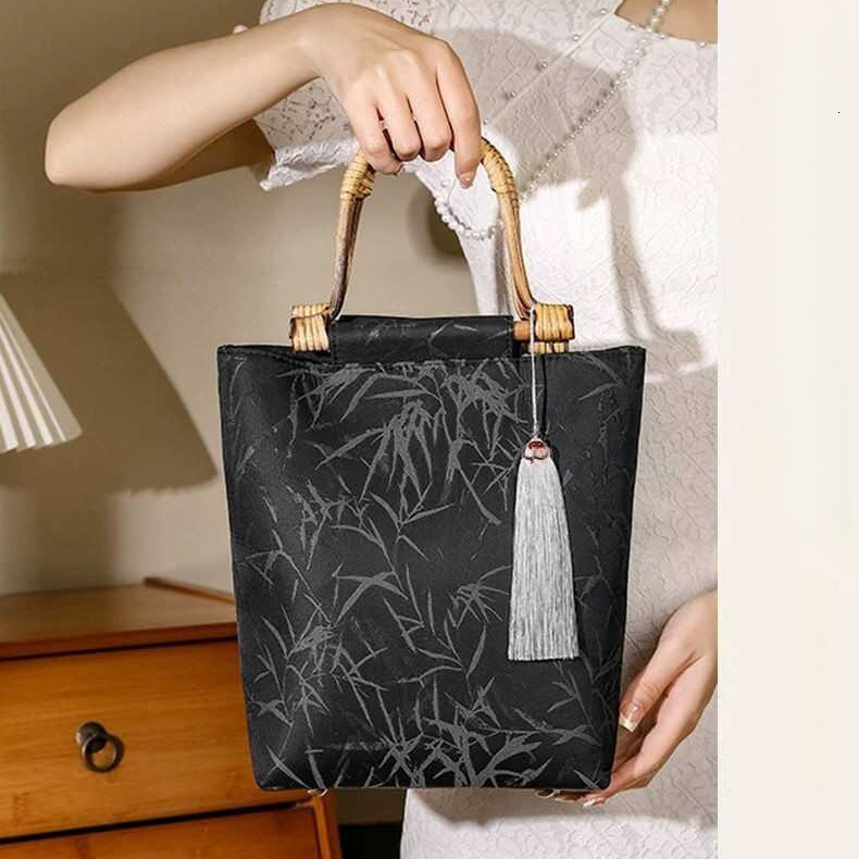 New Retro Chinese Bamboo Handbag Luxury Bag Cheongsam Bag Large Capacity leisure Shoulder Bag Designer Bag Multi functional Crossbody Bag