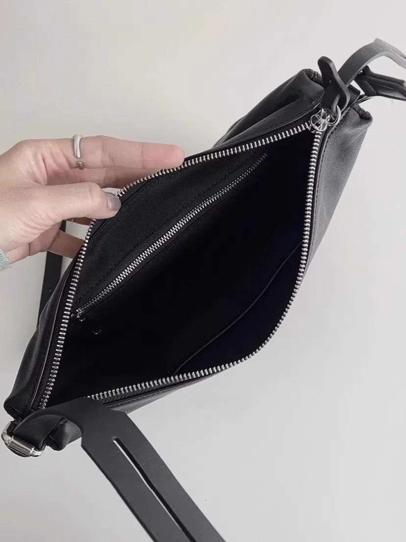 Underarm Dumpling Bag New Niche Simple And Soft Women's Shoulder Bag Commuting design Women's Crossbody Bag Autumn New Designer Bag