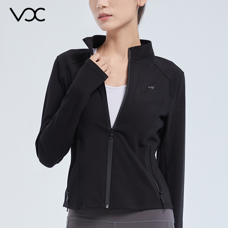 The Women's Long Sleeve Top is breathable and dry, trimming the neckline while keeping you warm.