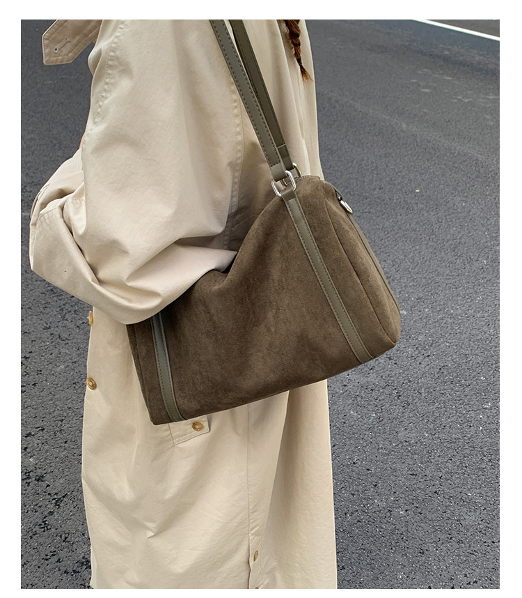 Minimally Matte Women's Shoulder Bag Large Capacity Commuter Casual Women's Crossbody Bag Autumn design New Designer Bag Solid Color Handbag