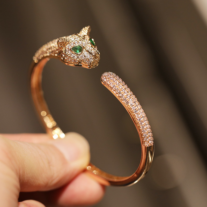 Brand Designer New Bracelet Fashion 2025 Essential Wealth Attraction Lucky Accessory Leopard Head Jewelry for Women TUES