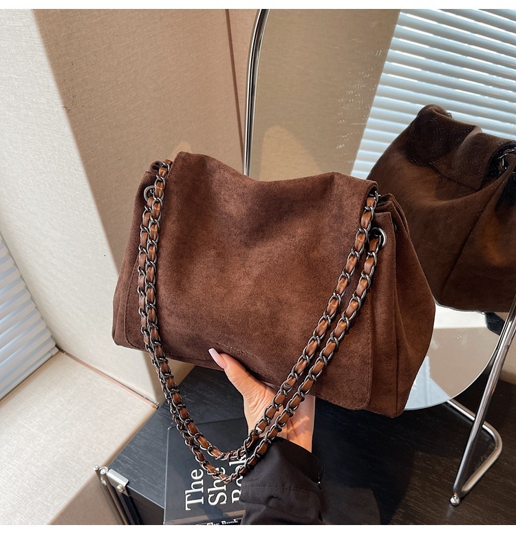 2025 new collection Women's Handbag Large Capacity Chain Shoulder Bag Women's Shoulder Bag Versatile Commuter Bag Autumn New Designer Bag Wo