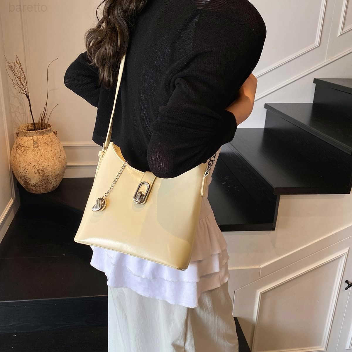 handbag singleshoulder bag shoulder strap and zipper closed crossbody bag ladies handbag Z250909