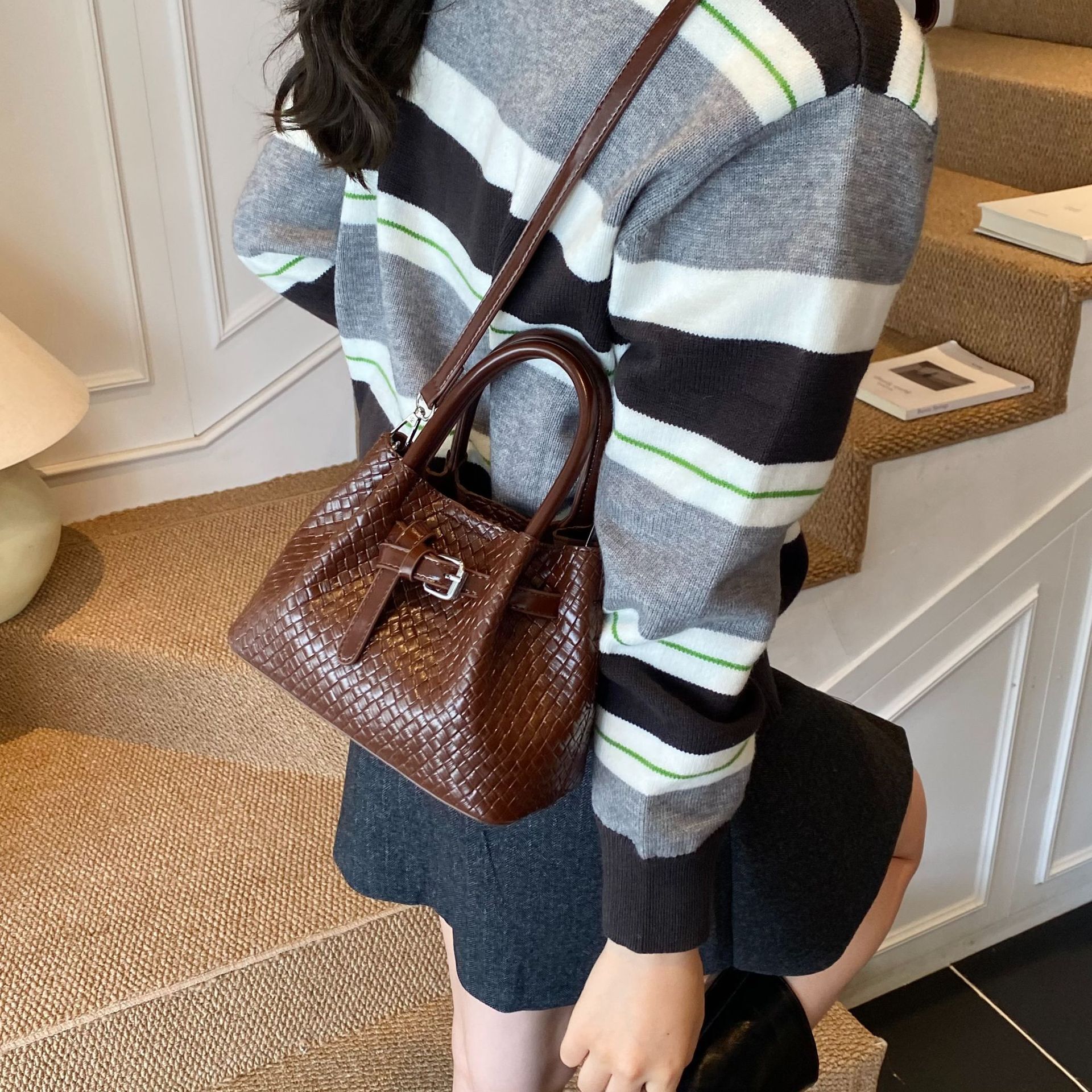Luxury Brand Designer Bag High-End Woven Pattern Handbag For Women, Niche Design Small Tote Bag, 2025 New Fashion Versatile Shoulder Crossbody Bag