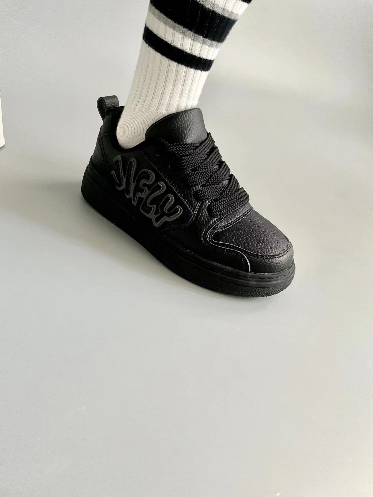 Trendsetting Urban Style Canvas High-Tops by Jiffly: Durable & Comfortable Couples' EditionJFY-605