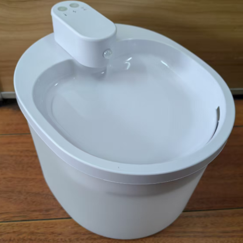 Noise-Free Silver Ions Sanitizing Automatic Cat Drinking Fountain - No Plug Required for Enhanced Safety - WD-250829-06