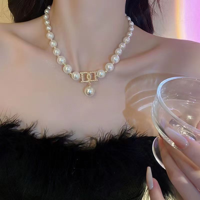 Designer Necklace For Women's Earrings Titanium Pearl Necklace Bracelet Earrings Collection Personality Simple Style Fashionable Luxury Earrings