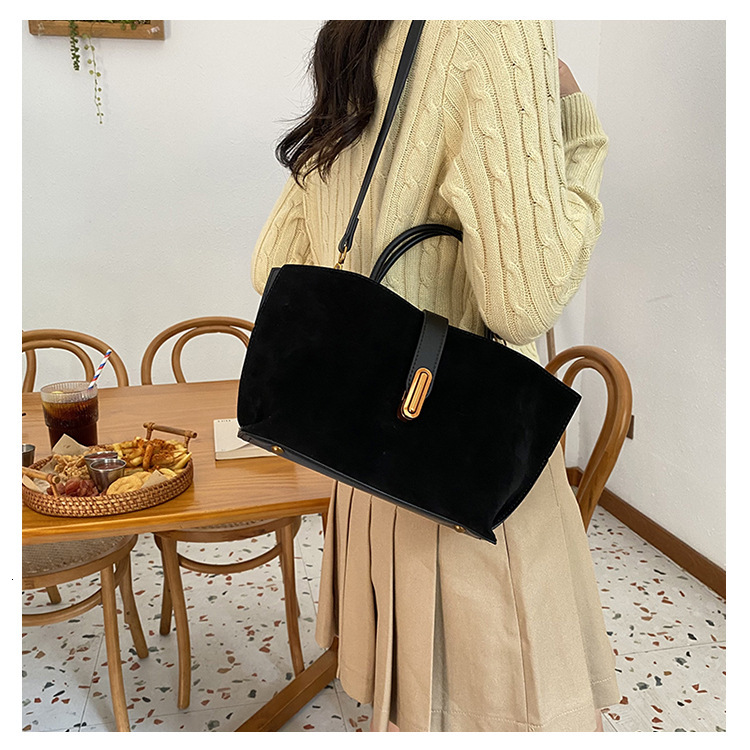 Matte Large Capacity design Women's Handbag Retro Commuting Fashion Women's Crossbody Bag Fashion Autumn New Designer Bag Women's Shoul