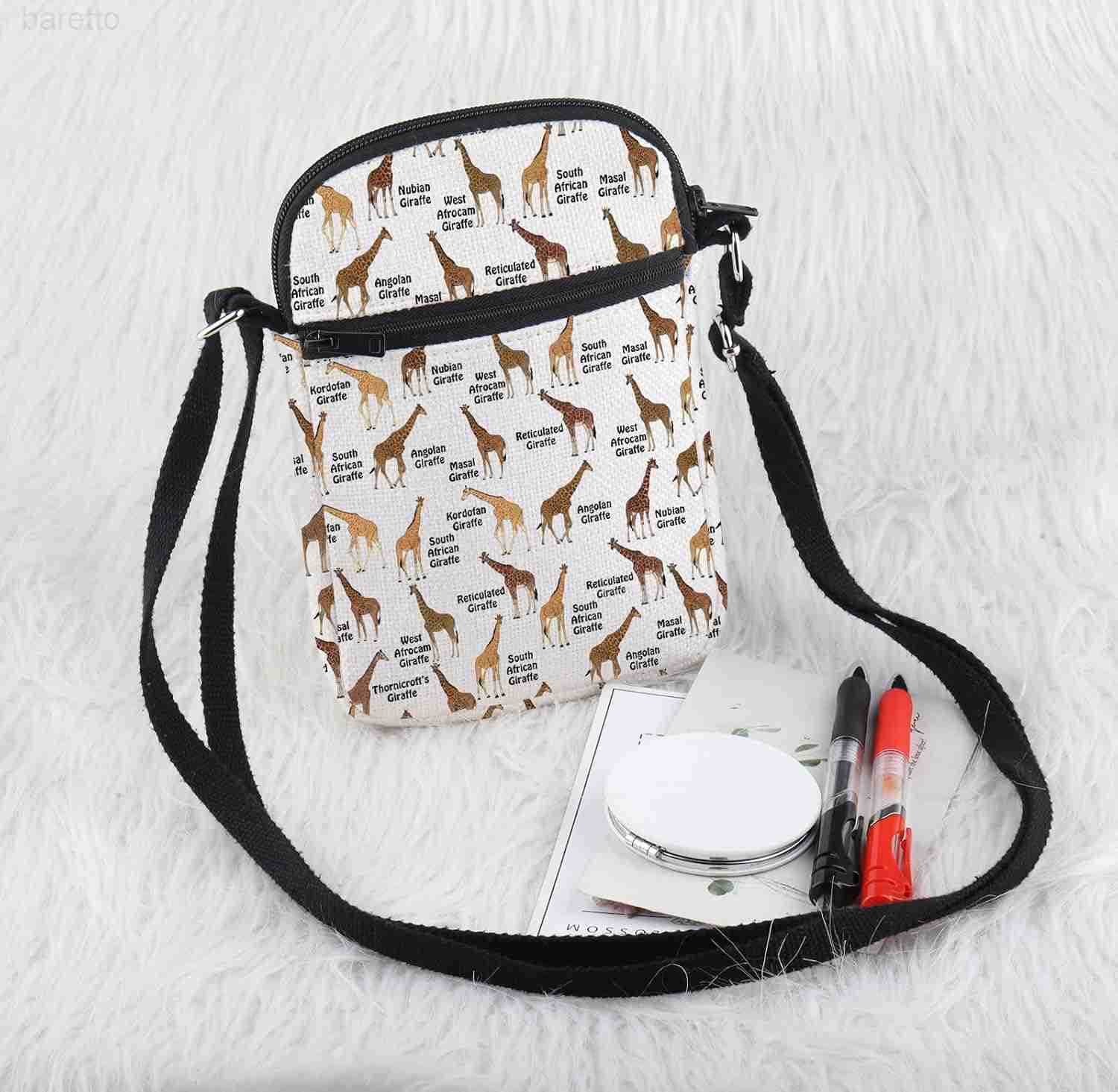 Giraffe Crossbody Bag Giraffes Gifts for Women Animal Lover Gift Funny Messenger Bag Giraffe Lover Gifts Z250909