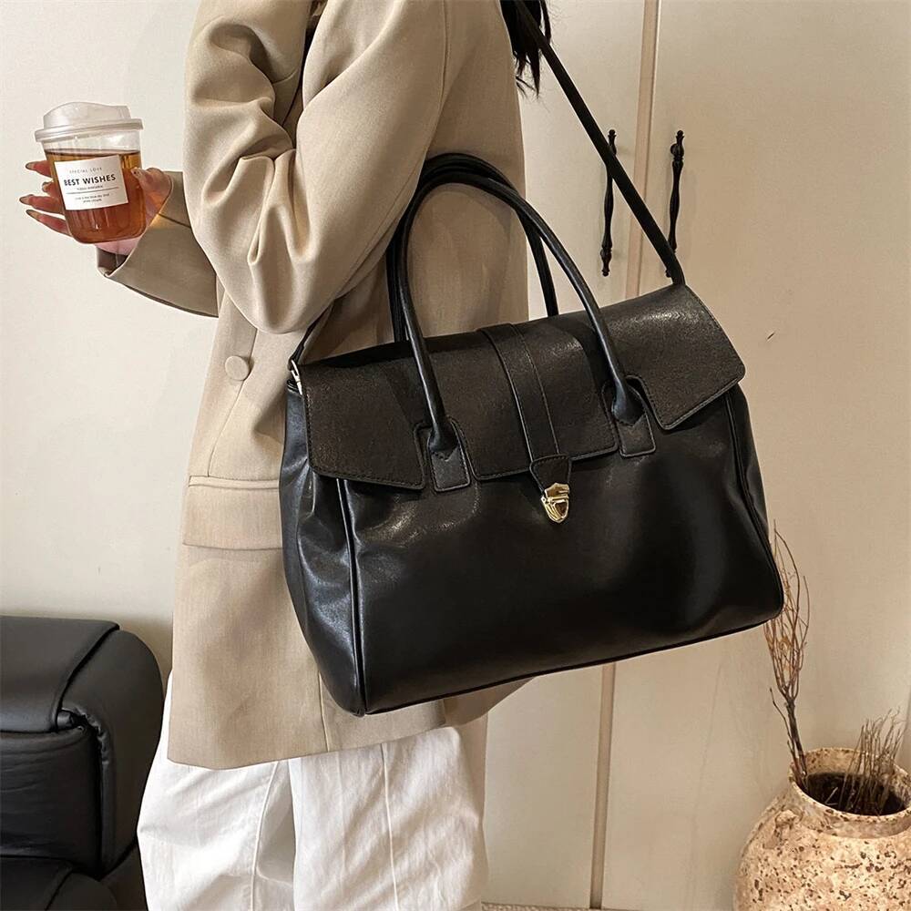 Large Capacity Women's Crossbody Bag Handbag Retro Style Women's Shoulder Bag Autumn New design Minimalist Designer Bag Flip Top Solid Color
