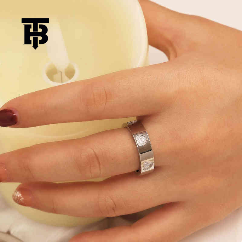 TB BHULAMTE Free Shipping New Designer Accessories European And American INS Style Simple 18K Gold Plated Diamond Inlaid Ring Gold Retro Heart-shaped 