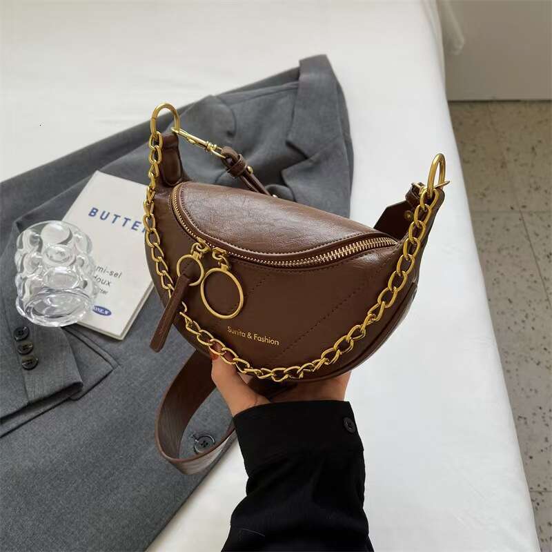 Leather Fanny Pack for Women: Stylish Chain Fashion Zipper Banana Crossbody Bum Bag, 2024 dh5727163