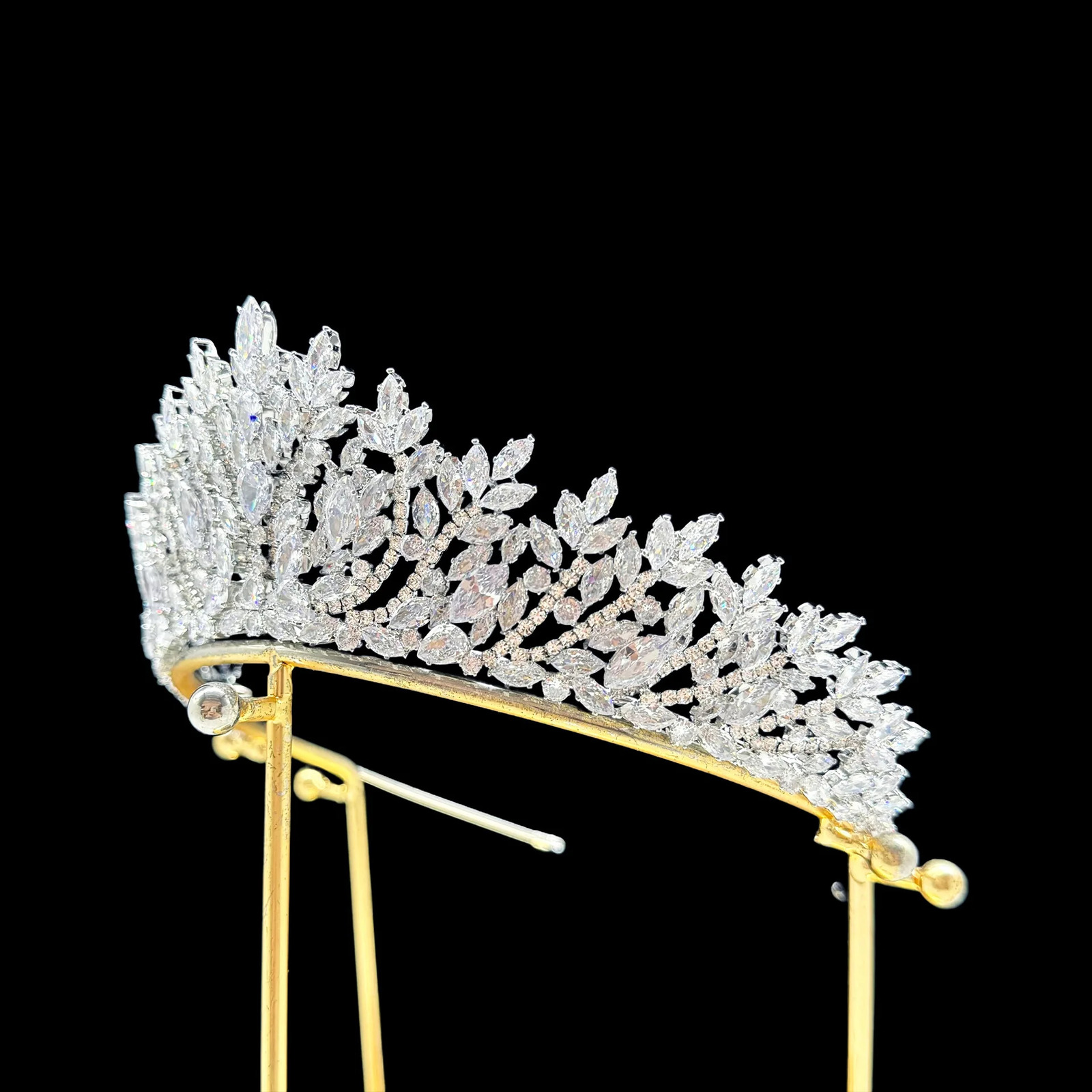Bride Crowns For Wedding Headdress Cubic Zirconia CZ Princess Women Crown Tiaras Bridal Headband Prom Jewelry Headpiece 250909