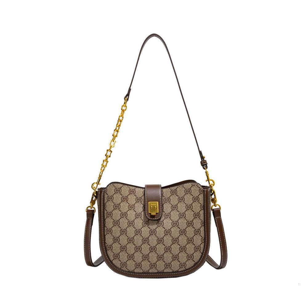 Qiqi Vintage Monica Fashion Versatile Crossbody For Women 2025 New Trendy Single Shoulder Underarm Saddle Bag