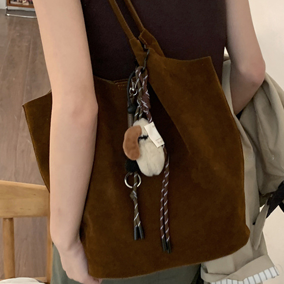 Vintage Suede Large Capacity Handbag With Niche Texture Simple Underarm Bag Autumn New Minimalist Designer Women's design Shoulder