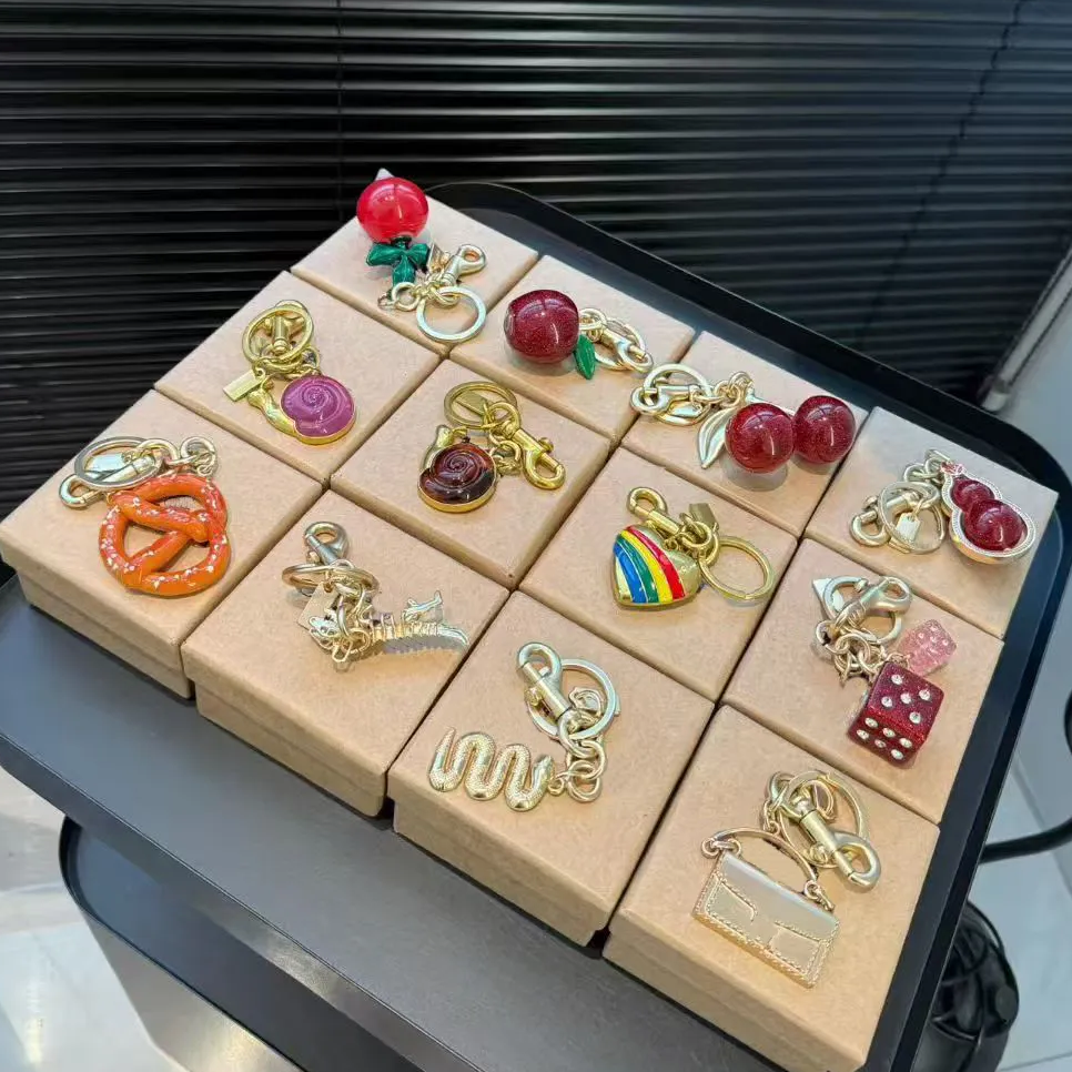 Fashion Bag Charm Luxury Cherry Keychain For Women Cute Bag Charms Keychains Fruit Pendant Chain Fashion Key Rings Quality Refreshing Style Key Chain Lanyards