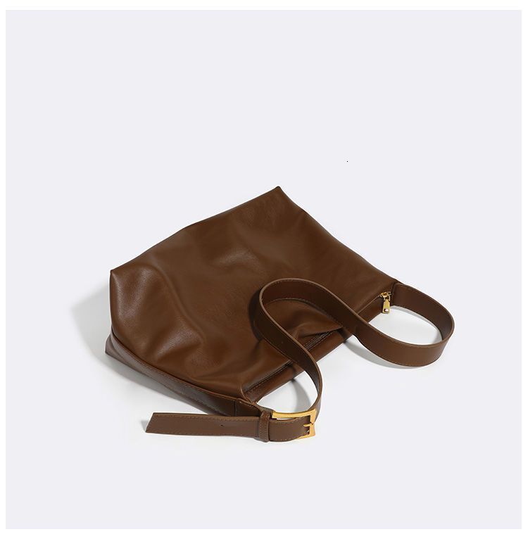 Large Capacity Women's Shoulder Bag Soft Leather Minimalist Style Handbag design Autumn New Designer Casual And Fashionable Commuting