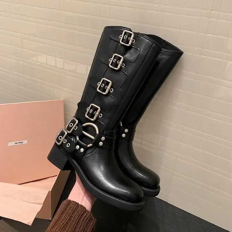 Autumn and Winter 2024 Vintage Boots Women Summer Thin Western Cowboy Boot Medium Heel Boots Leather Boots Cavalry Boot Z250909